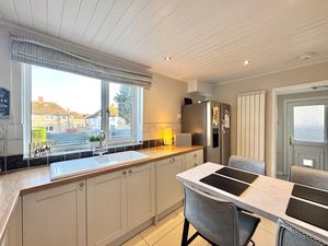 Photo 11- click for photo gallery